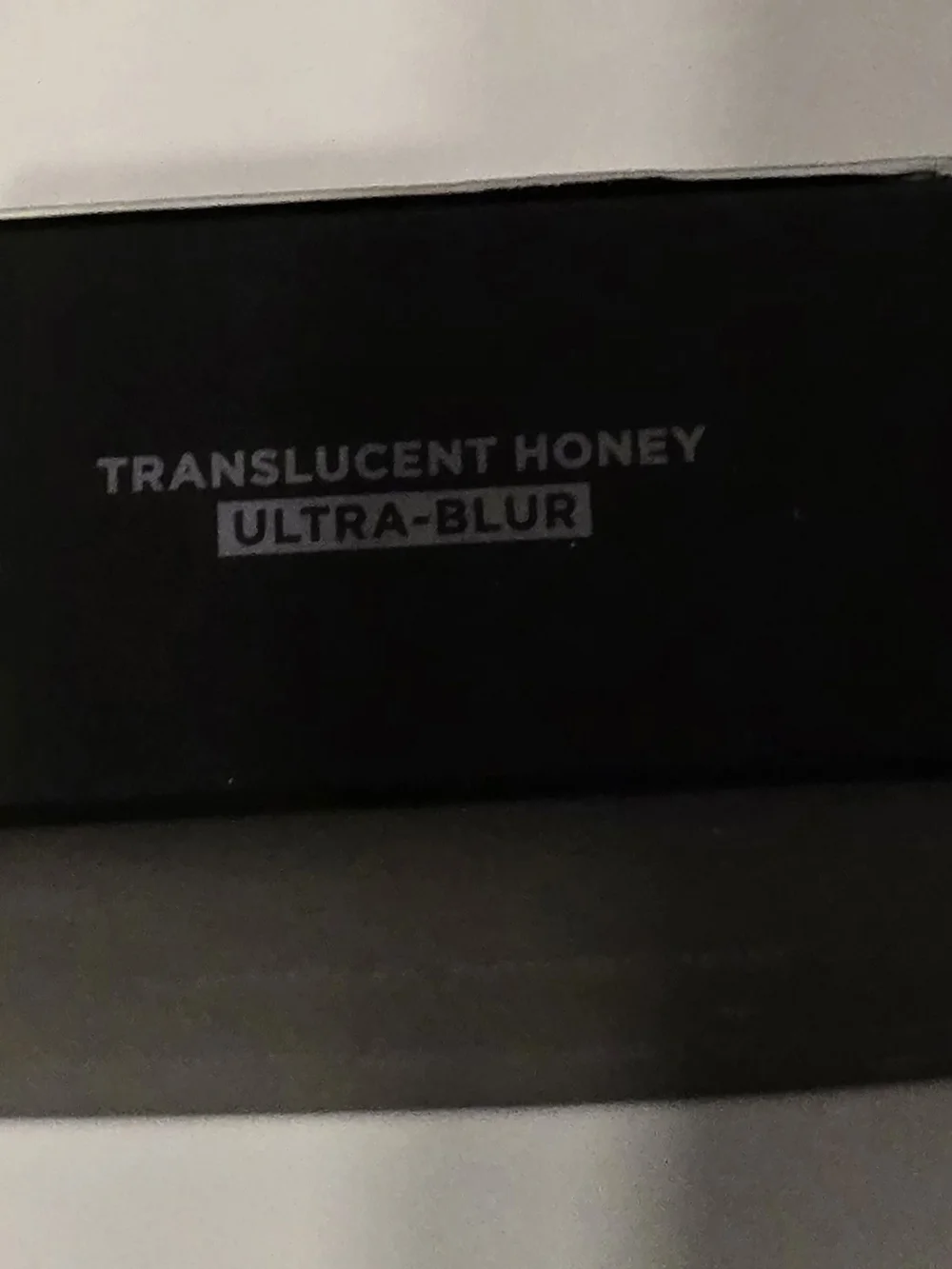 Laura Mercier Translucent Pressed Setting Powder Ultra Blur- Translucent Honey